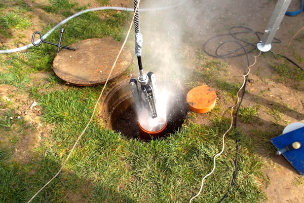 capraribrunnenspuelung.jpg capraribrunnenspuelung.jpg