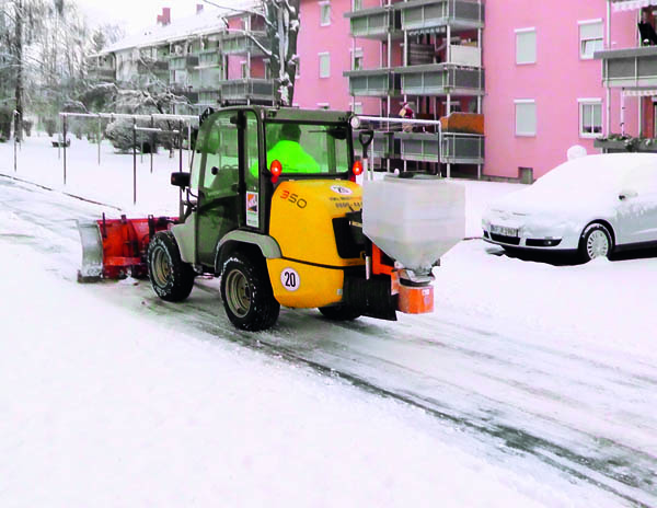 Bild1_HKL_Radlader_Winterdienst-CMYK.jpg Bild1_HKL_Radlader_Winterdienst-CMYK.jpg