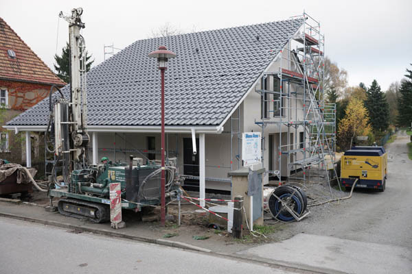 CompAir_11_1_16_de_C210-21_2018_web.jpg CompAir_11_1_16_de_C210-21_2018_web.jpg