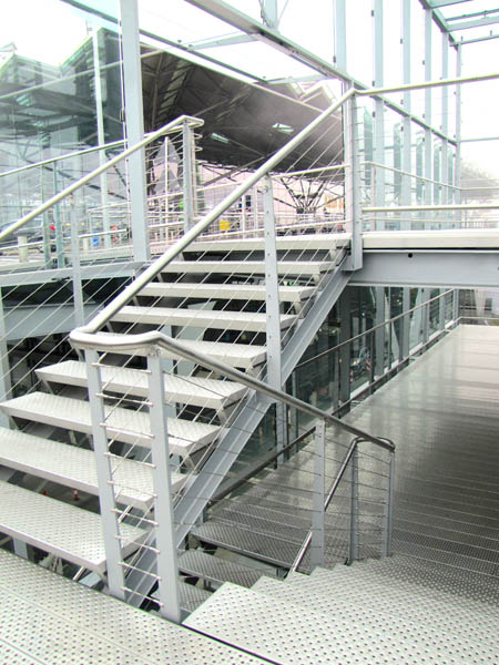 graepelflughafenkbtreppe.jpg graepelflughafenkbtreppe.jpg