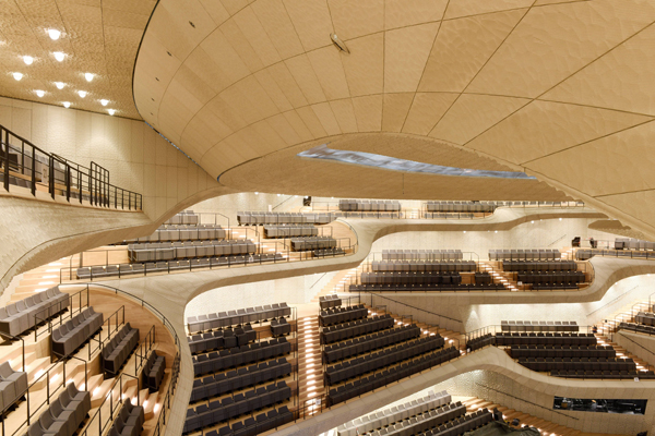 GroÃer Saal_klein_Foto_Michael Zapf.jpg GroÃer Saal_klein_Foto_Michael Zapf.jpg